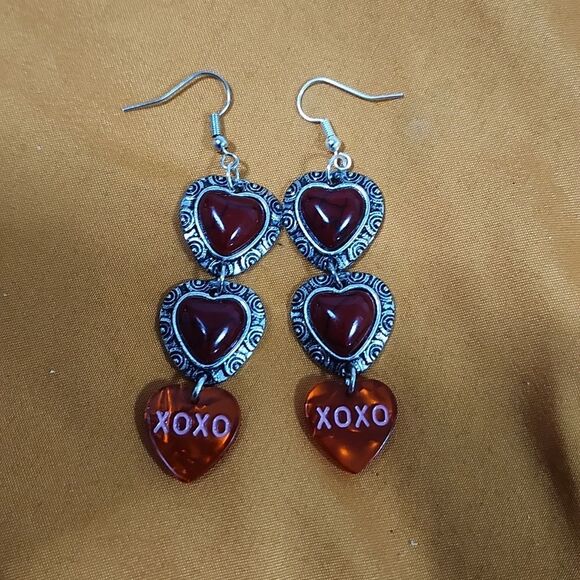 Handmade Hearts Aflutter Earrings - Picture 1 of 4